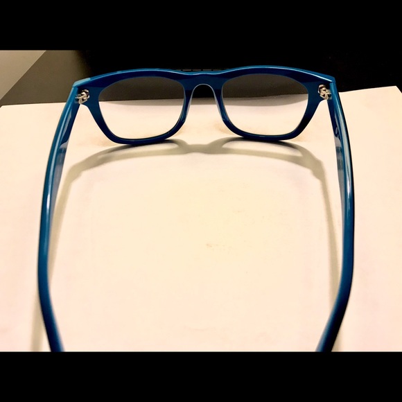 Eyeglasses - Picture 3 of 8